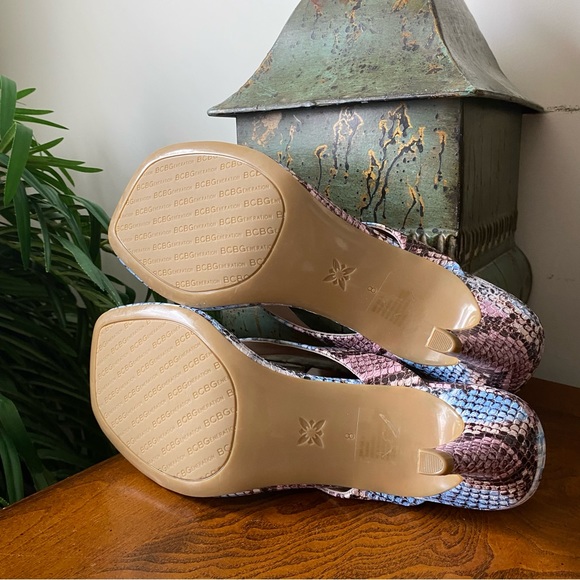 BCBGeneration Tabina Snakeskin Sandal Heels - Picture 5 of 9